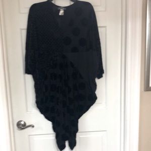 Black asymmetric multi pattern tunic